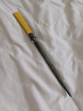 E.M. Dickinson Silver Yellow Knife Honing Steel
